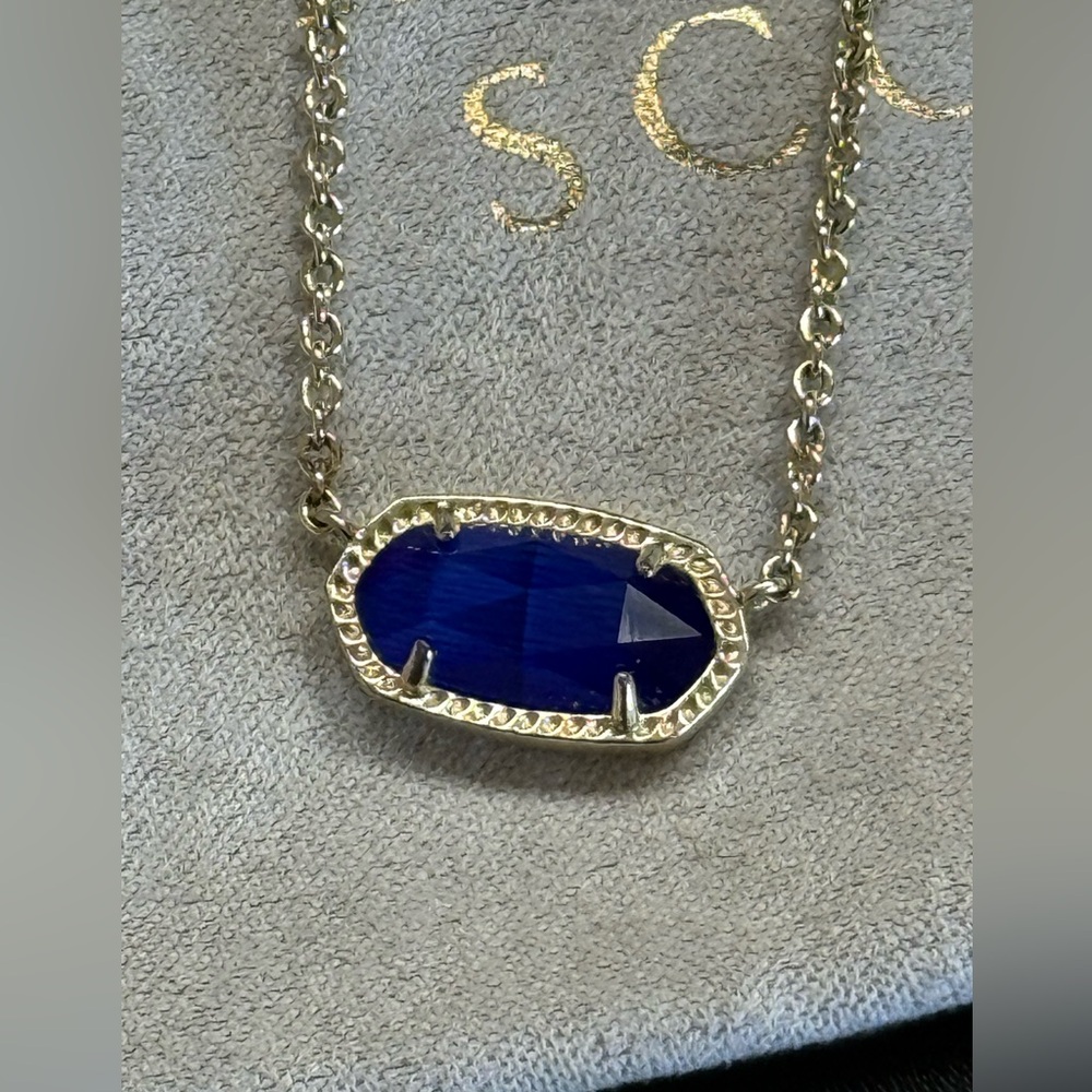 Kendra Scott Elisa Gold Pendant Necklace in cobalt blue catseye glass - Picture 3 of 8